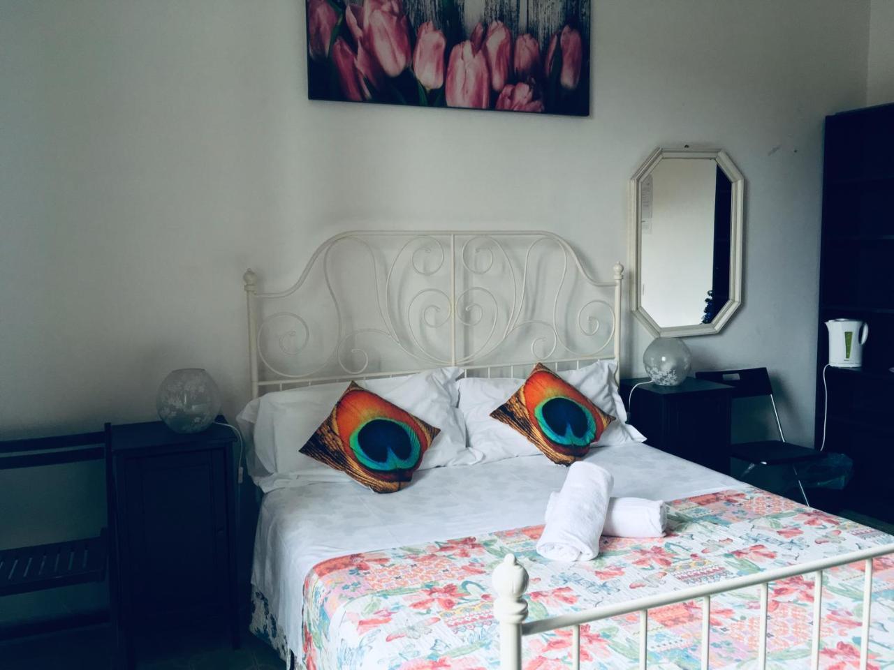 Giuly Guesthouse Rom Eksteriør billede