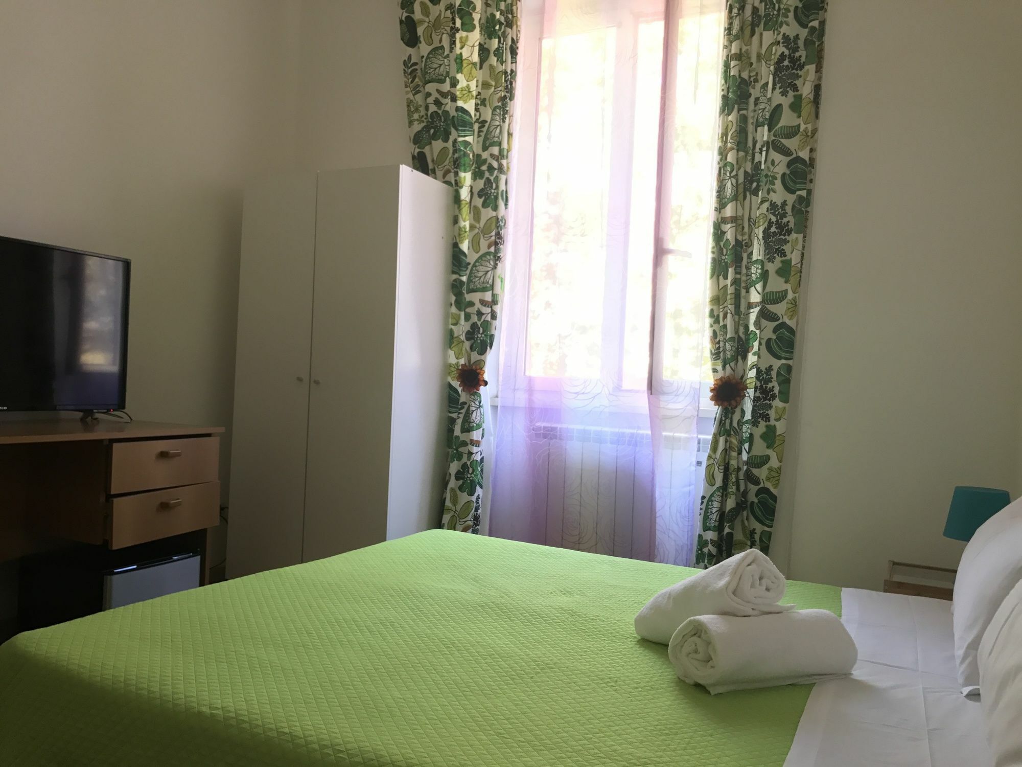 Giuly Guesthouse Rom Eksteriør billede