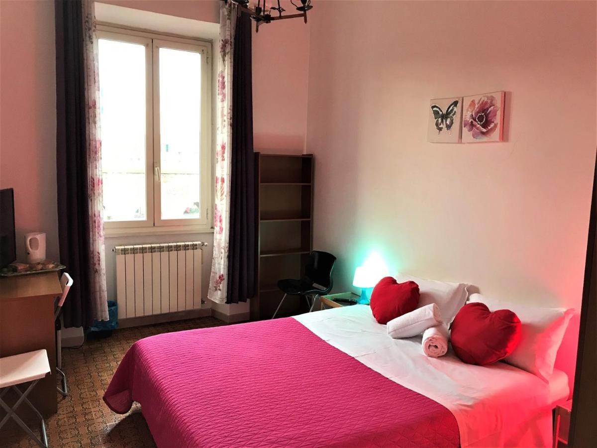 Giuly Guesthouse Rom Eksteriør billede